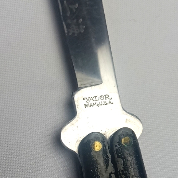 Shanghai Butterfly Knife.